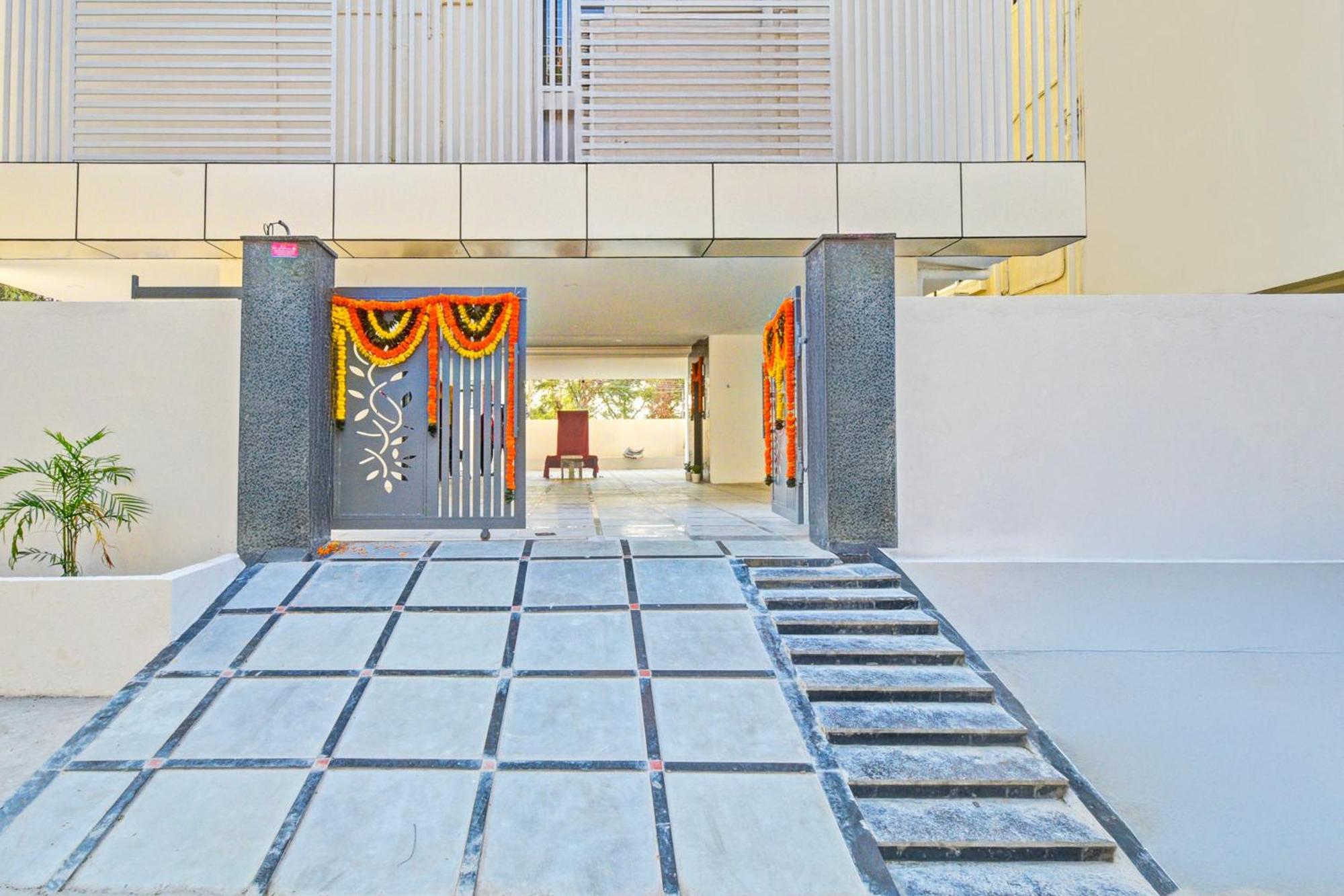 Trimulgherry Super Townhouse Oak Suchitra Kompally Road Formerly Sun Moon Hotels מראה חיצוני תמונה